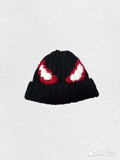 Шапка с человеком пауком ручной работы