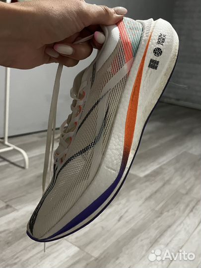 Кроссовки для бега