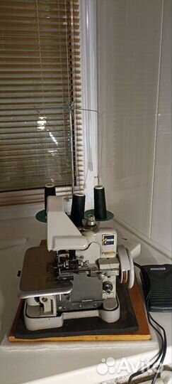 Оверлок для швейной машины