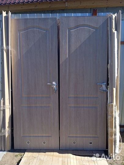 Межкомнатные двери бу с коробкой 6 шт