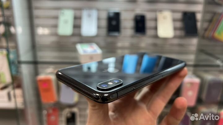 iPhone X, 64 ГБ