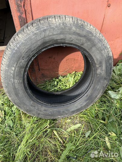 Bridgestone Dueler H/P 215/65 R16