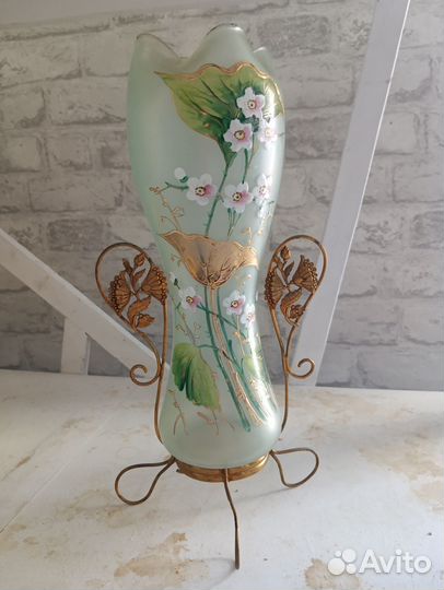 Антикварная ваза