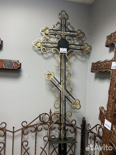 Лакированные ограды Кресты Памятники