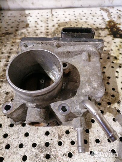 Заслонка дроссельная Toyota Corolla