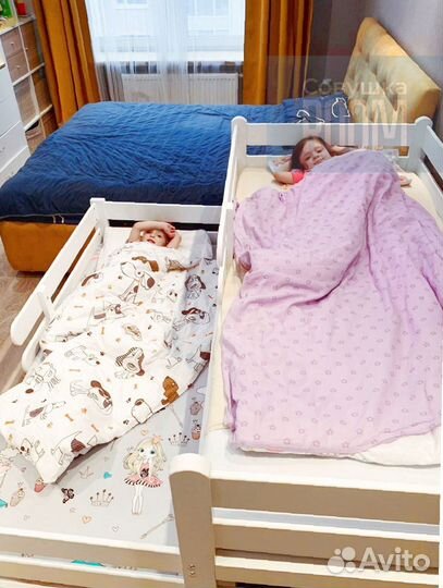 Детская кровать для двоих из массива бука