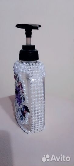 Дозатор для мыла дизайнерской работы