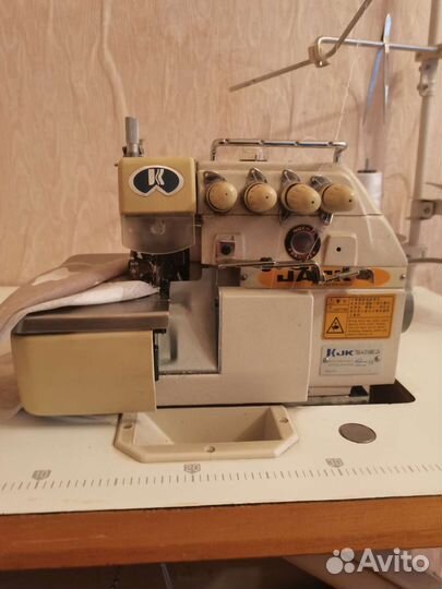 Оверлок для швейной машины