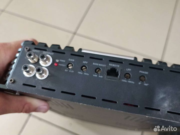 Широкополосный усилитель 2кан Momo FR 2.1500 Момо