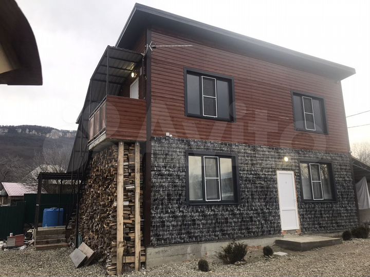 Дом 140 м² на участке 11 сот.