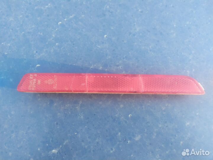 Mazda 3 хэтчбек катафот задний правый