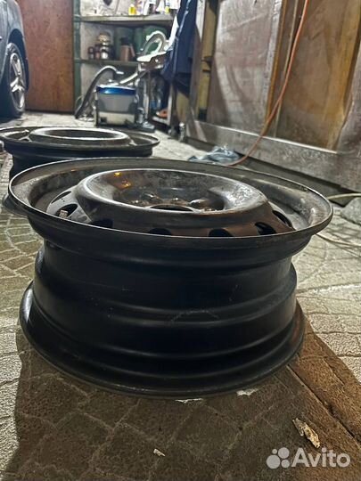 Штампованные диски r15 5 114 3 67.1