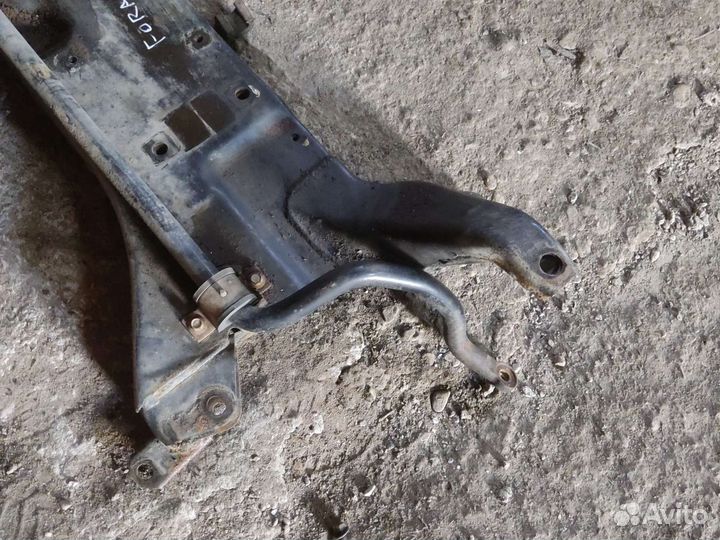 Подрамник Chery Fora