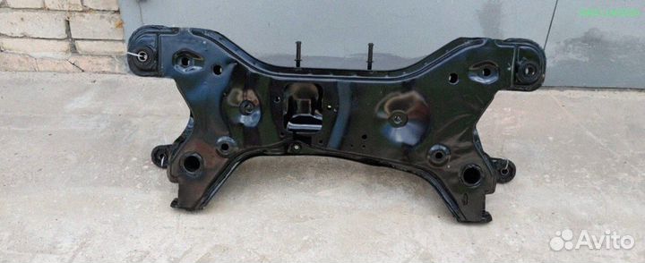 Передний подрамник для Hyundai Getz 624011C200