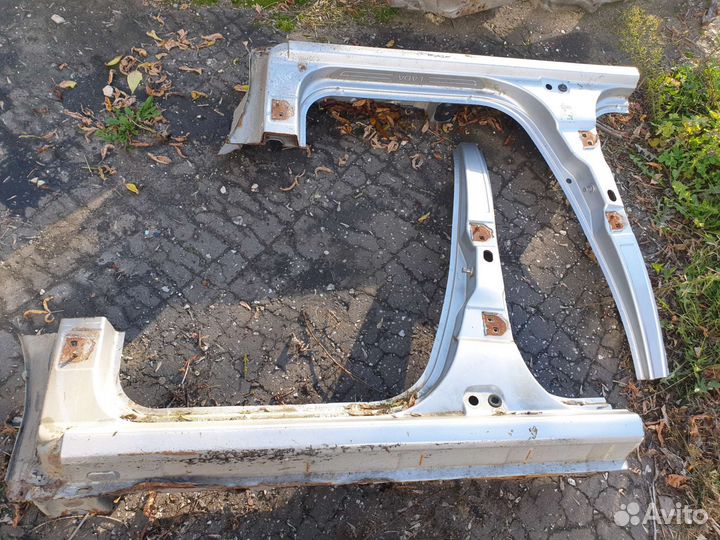 Порог правый Renault Logan Рено Логан
