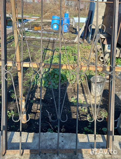 Решётки на окна, балкон б/у