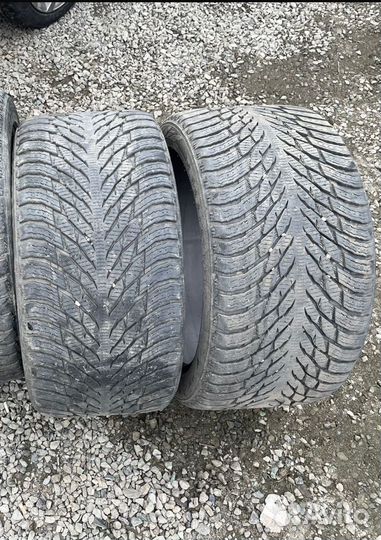 Nokian Tyres Hakkapeliitta R3 SUV 275/40 R20 и 315/35 R20