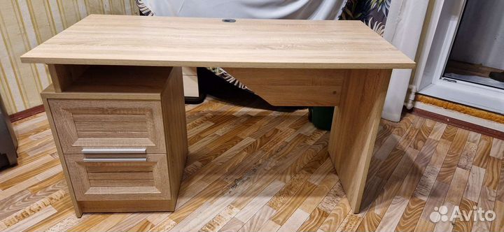 Детский письменный стол Шервуд