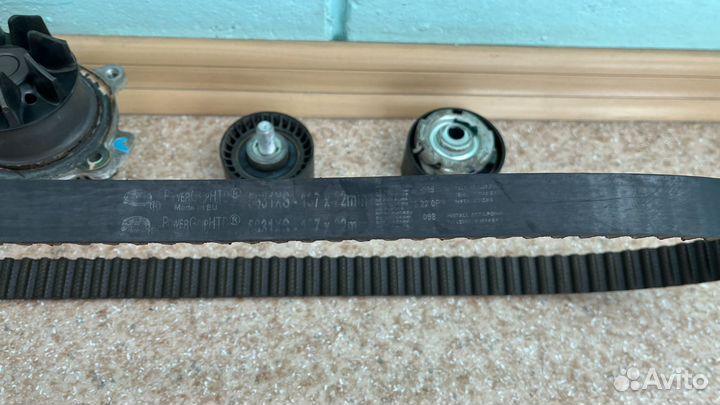 Комплект грм gates с помпой LADA 16кл. Б/у