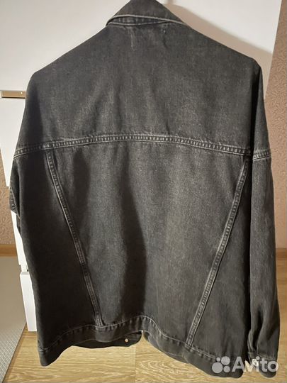 Джинсовая куртка