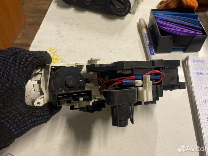 Блок управления отопителем Nissan Primera p11