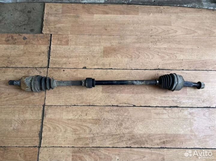 Привод передний правый Nissan Almera Classic МКПП