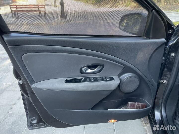 Renault Fluence 1.6 AT, 2011, 248 737 км