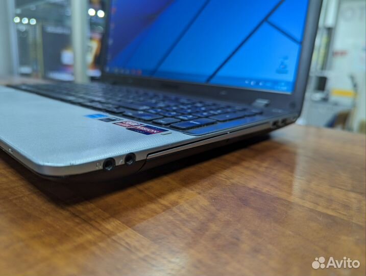 Шустрый ноутбук Samsung 4 ядра/ 8 Гб/ видеокарта 2