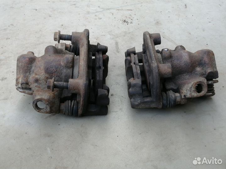 Суппорт тормозной задний дляFord Scorpio 1994-1998