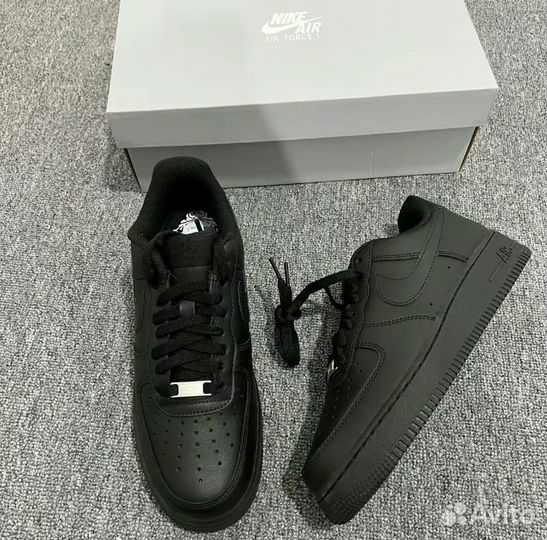 Nike Air Force 1 Black (44р)