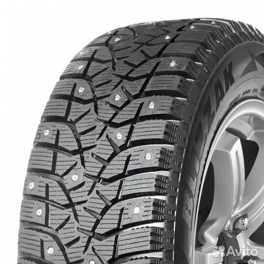 Bridgestone Blizzak Spike-02 205/60 R16 92T
