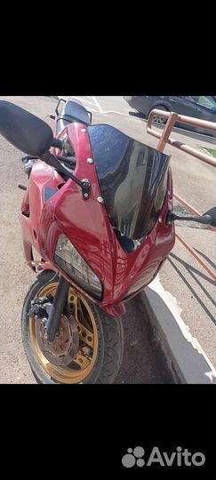Honda vf750r
