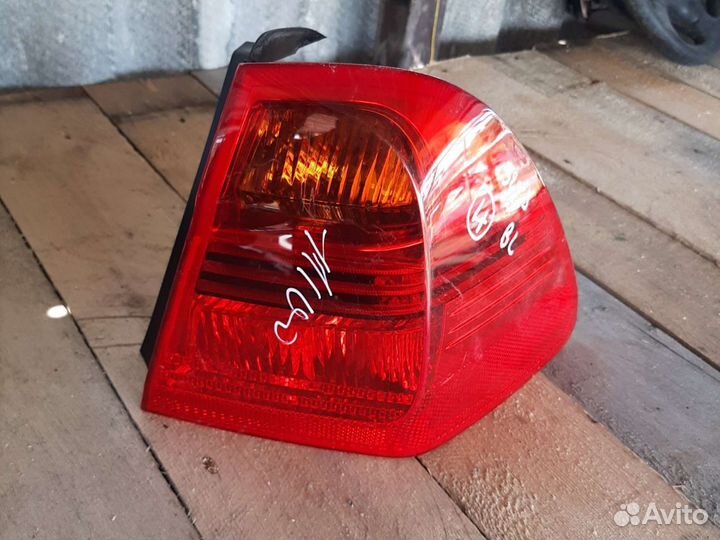 Фонарь правый BMW E90 универсал