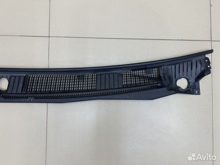 Жабо Mitsubishi Pajero 3