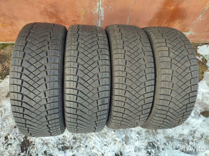 Pirelli Ice Zero FR 235/55 R19 105H