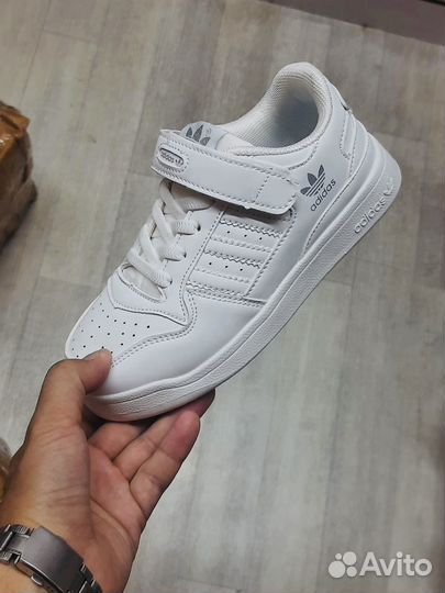 Кроссовки adidas 34-37