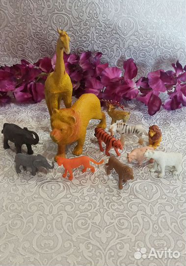 Игрушки фигурки животных пакетом