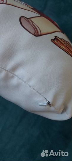 Подушка аниме