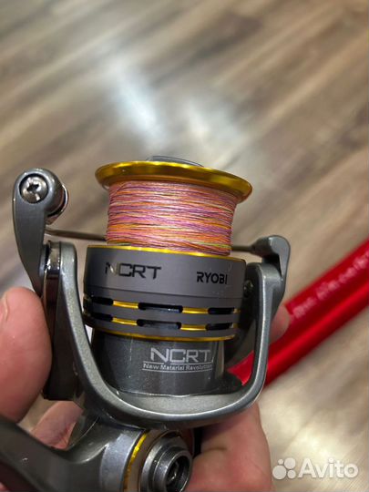 Спиннинг с катушкой