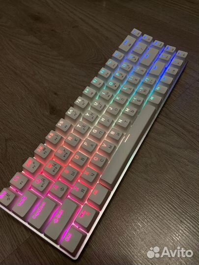 Игровая беспроводная клавиатура