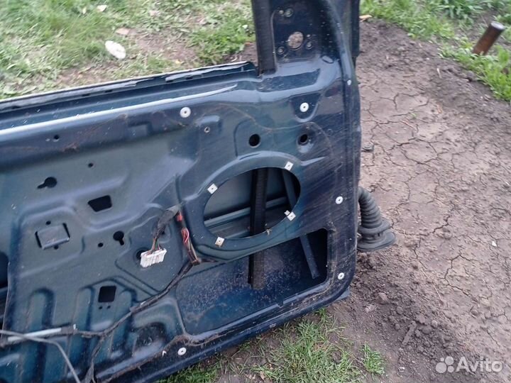 Запчасти на jeep grand cherokee zj