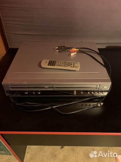 Видео +CD +DVD проигрыватель