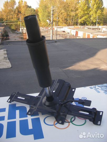 Детали от офисного кресла