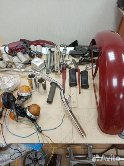 Запчасти на Яву есть все