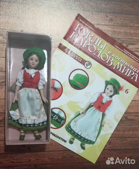 Кукла фарфоровая коллекционная