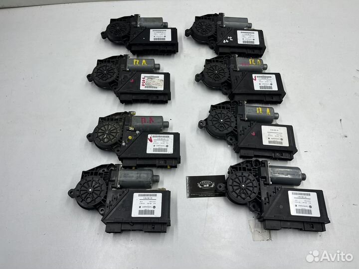 Моторчик стеклоподьемника передний левый