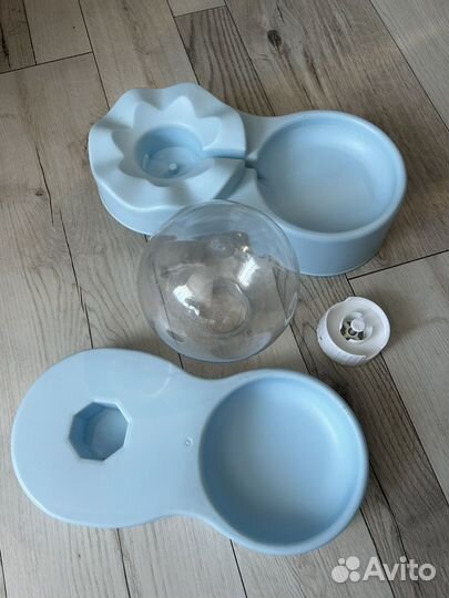 Миска с поилкой для животных