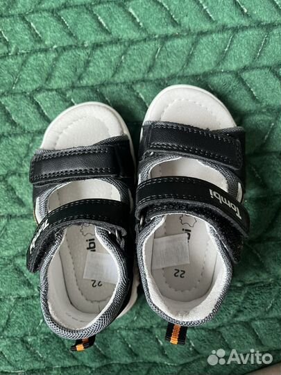 Сандалии для мальчика 22 размер