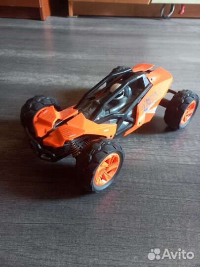 Машина на радиоуправлении