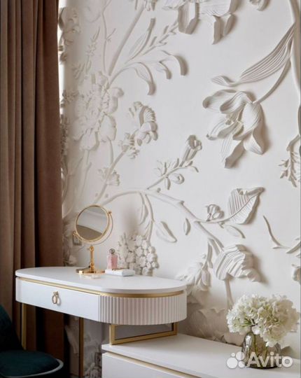 Барельеф и роспись стен